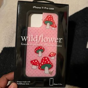 SHROOMS WILDFLOWER CASE🍄